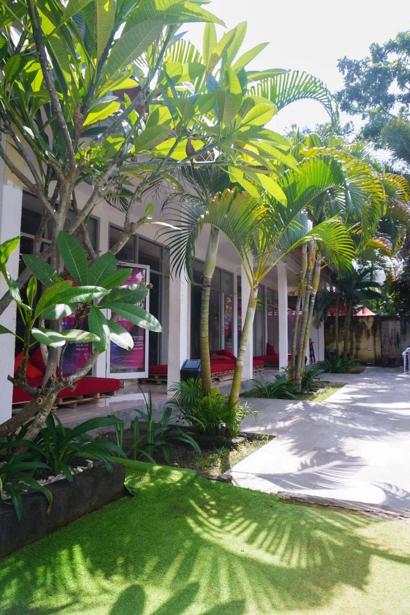 Indonesia Backpacker Hostels Kuta  Extérieur photo