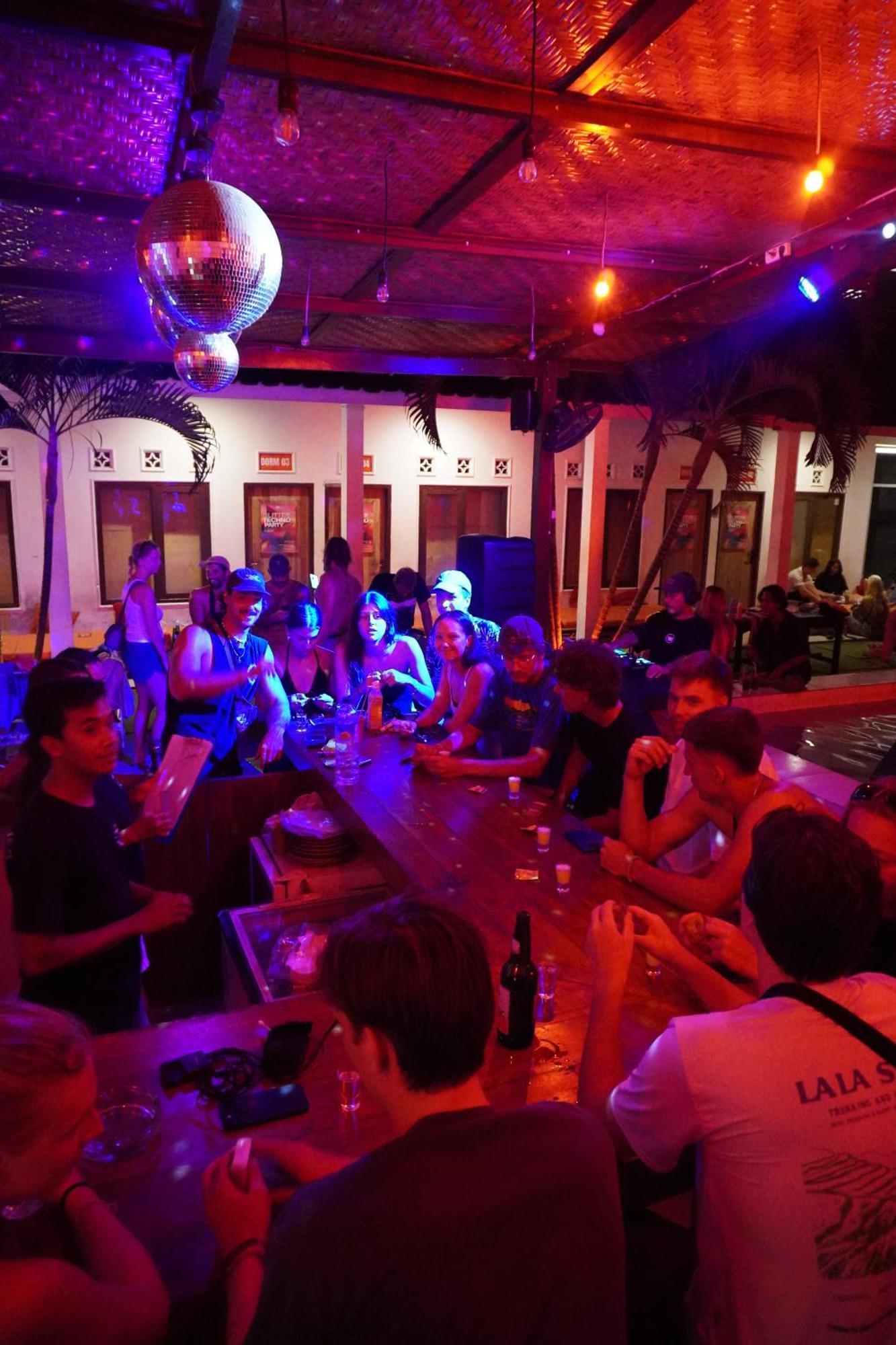 Indonesia Backpacker Hostels Kuta  Extérieur photo